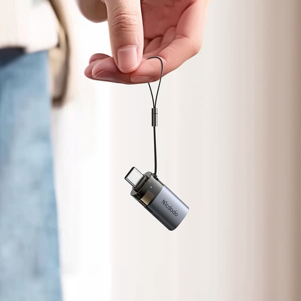 MCDODO USB-A TIL USB-C ADAPTER 512GB TF-KORTLÆSER OTG LED
