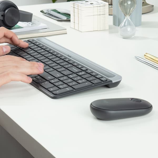 Logitech MK470 Graphite trådløst tastatur- og musesæt