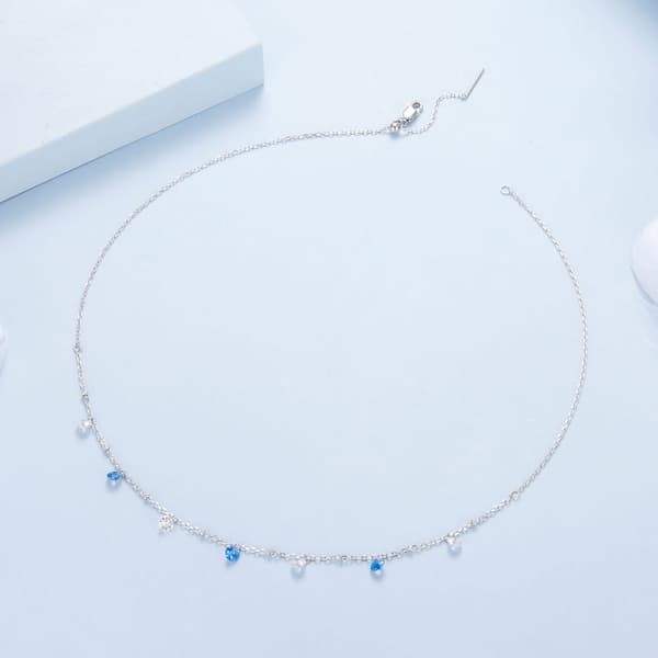 Silverhalsband med blå och klara kristaller, 925 silver