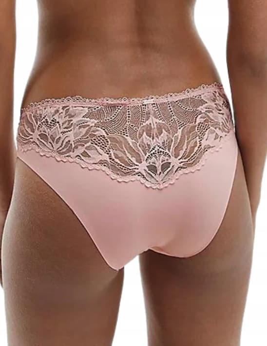 Calvin Klein rosa spetsade trosor L
