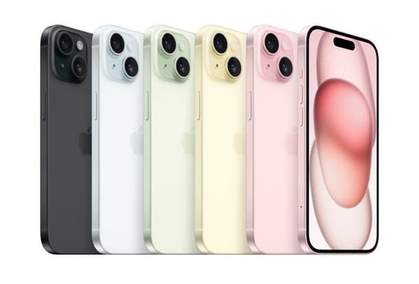 Älypuhelin APPLE iPhone 15 256GB Musta MTP63PX/A