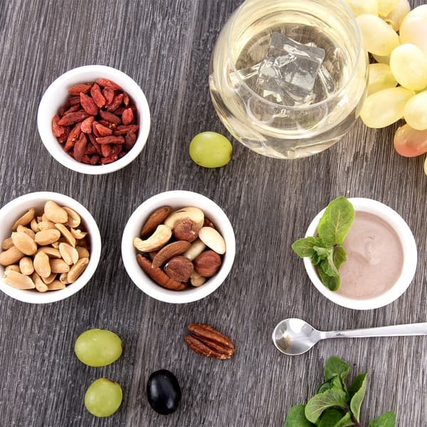 Posliiniset snack-kupit 6 cm, 40 ml 4 kpl