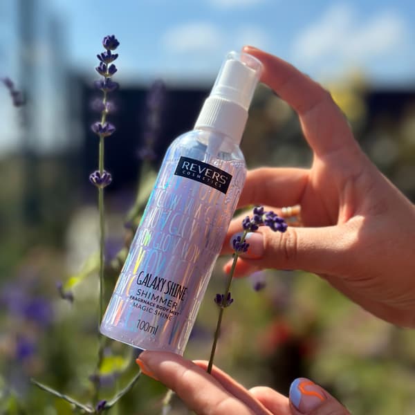 Revers GALAXY SHINE duftmist med lysende partikler