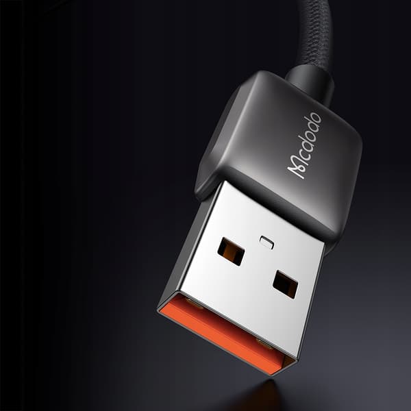 MCDODO Laturi USB Lightning -kaapeli iPhonen pikalataukseen 1M LED