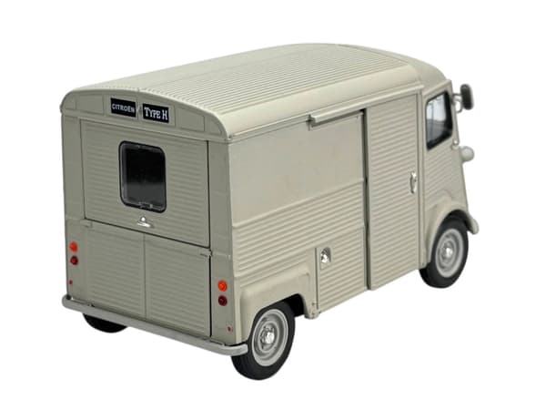 Welly Citroën Typ H grå 1:24 24019