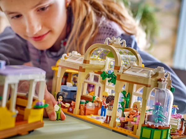 LEGO Friends 42671 Grönt Café, 1138 delar