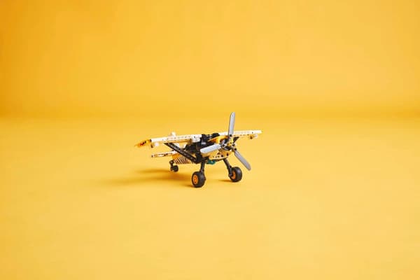 LEGO TECHNIC 42198 Fragtfly