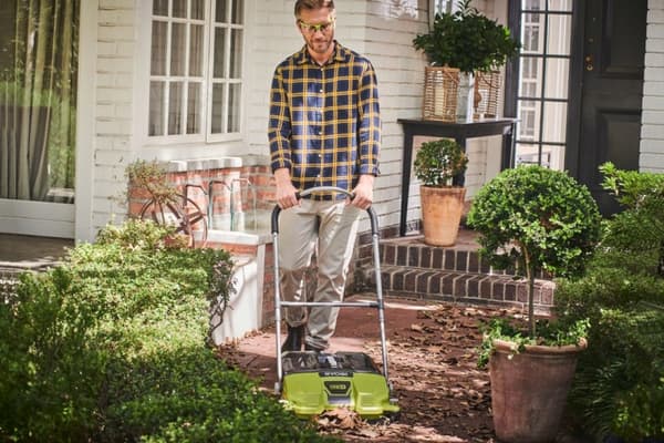170972 RYOBI pyyhkäisijä 18V
