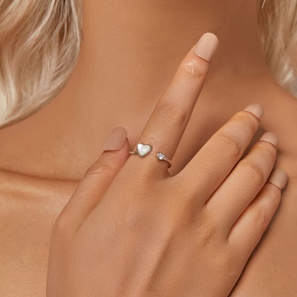 Justerbar silverring med hjärtformad pärla, 925 silver