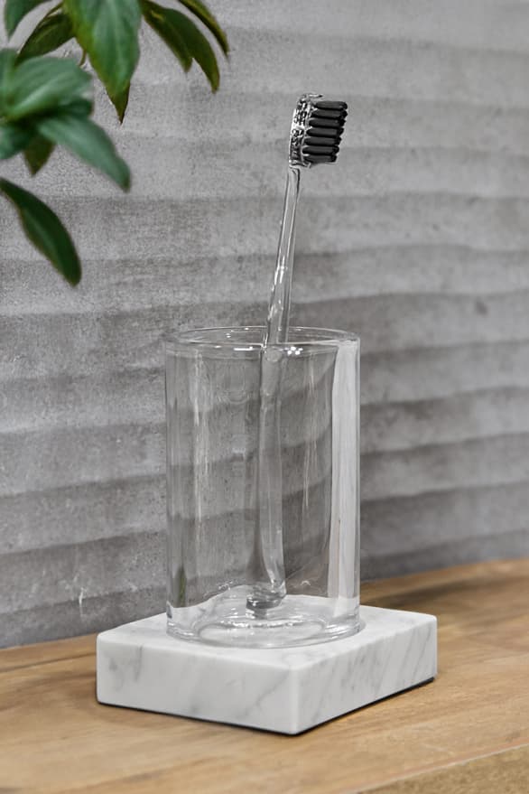 Q-BATH PREMIUM DECOR 1520 carraramarmor + badrumsmugg i glas
