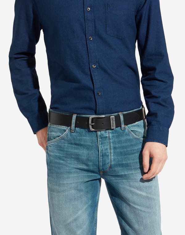 Wrangler BASIC METAL LOOP bælte 112125432 W0080US01 Sort Wrangler BASIC METAL LOOP bælte 112125432 W0080US01 Sort 110