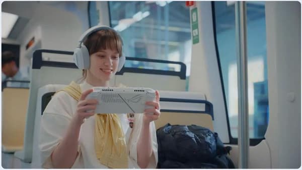 ASUS ROG Xbox Ally bærbar konsol hvid