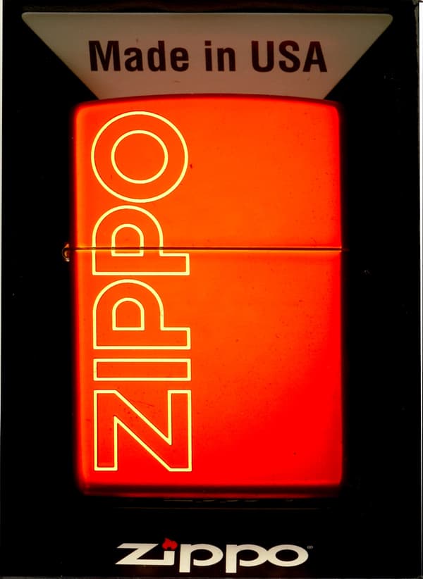 Zippo lighter RØD metallisk laserlogo 60005926