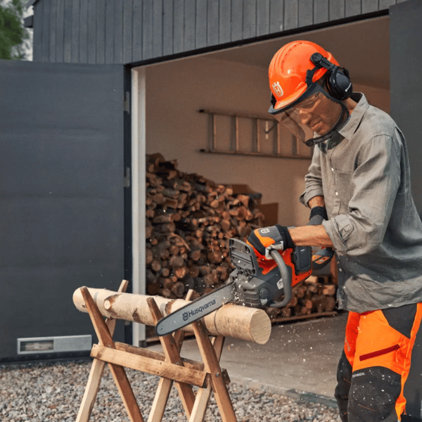 Høreværn til Husqvarna Forest, Functional og Technical hjelme