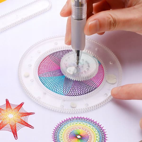 SPIROGRAFI PIIRUSTUKSEEN NRO:7734