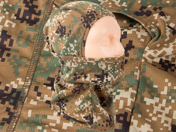 Balaclava kamuflage brun (500)