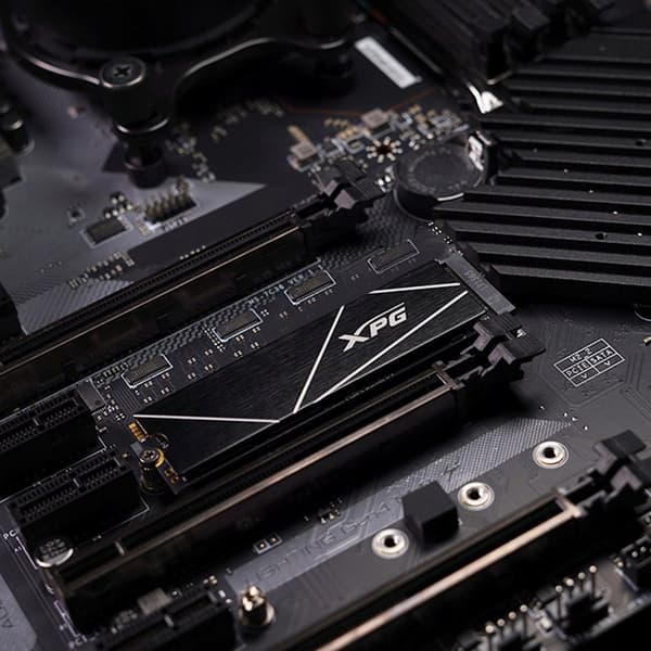 ADATA XPG GAMMIX S70 Blade SSD 1TB M.2 PCIe 4.0