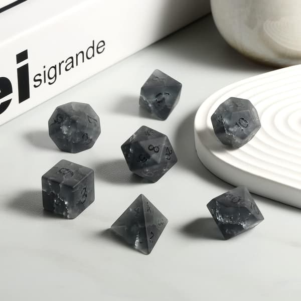 Regnbue Fluorit RPG terninger sæt med 7 krystalterninger