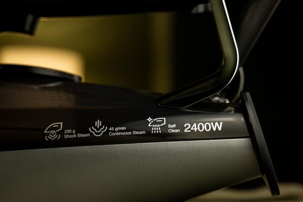 Beko FutureIron Premium SIM5124A SoftGlide strygejern, 2400W