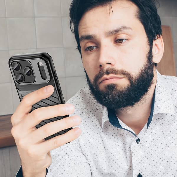 Thunder-cover til iPhone 17 Pro - Sort