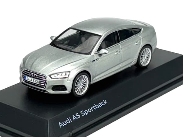FORHANDLERMODEL AUDI A5 SPORTBACK FLORETT SØLV 1:43 501.16.050.31