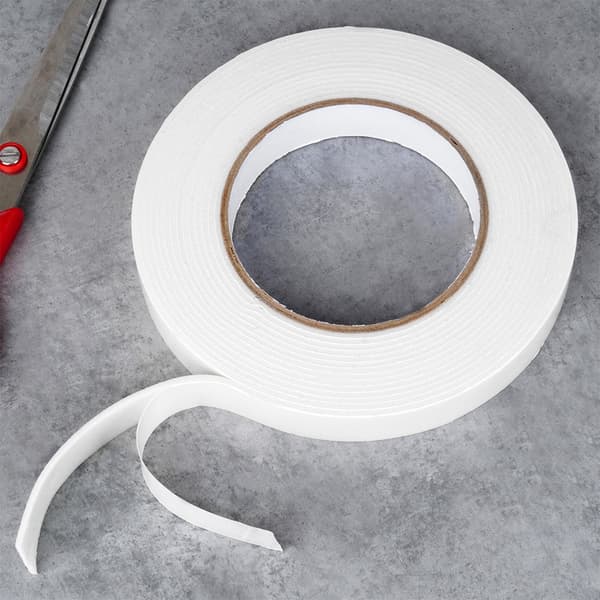 Dobbeltklæbende tape 19 mm x 5 m
