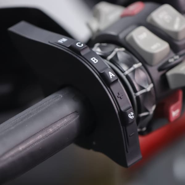 EJEAS BLUETOOTH Motorcykelstyre Intercom Fjärrkontroll