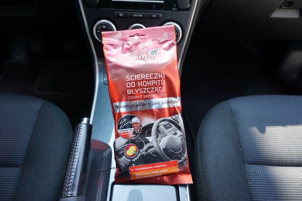 MOJE AUTO - Glansende kokpitservietter - citron - 24 stk.