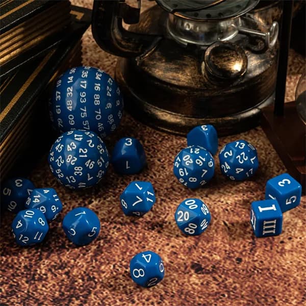RPG-noppaa, sininen, 15 nopan setti