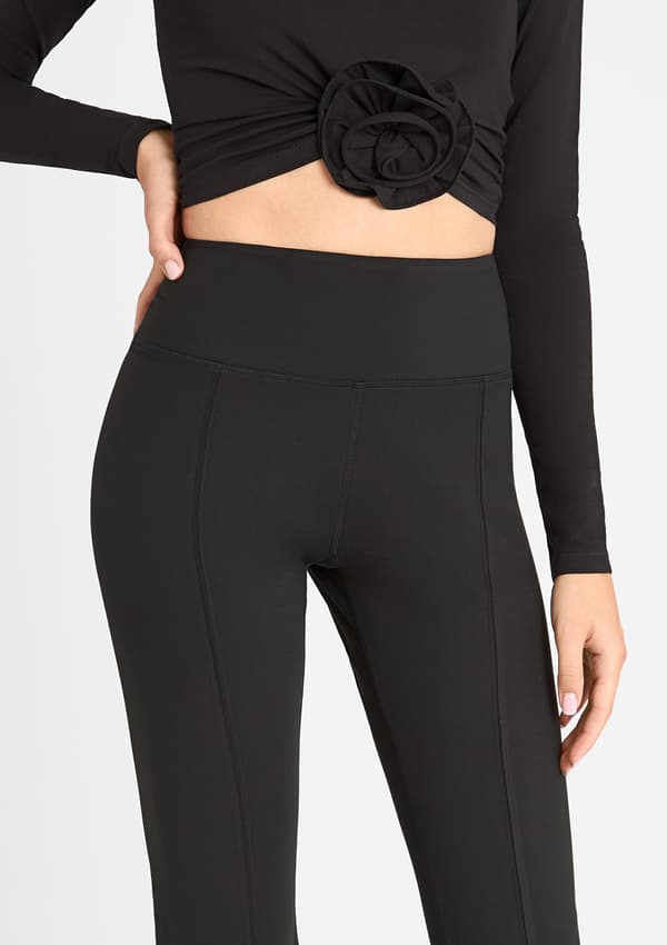 Damleggings flared med effektfull slits 853 Flared Marilyn L BLACK