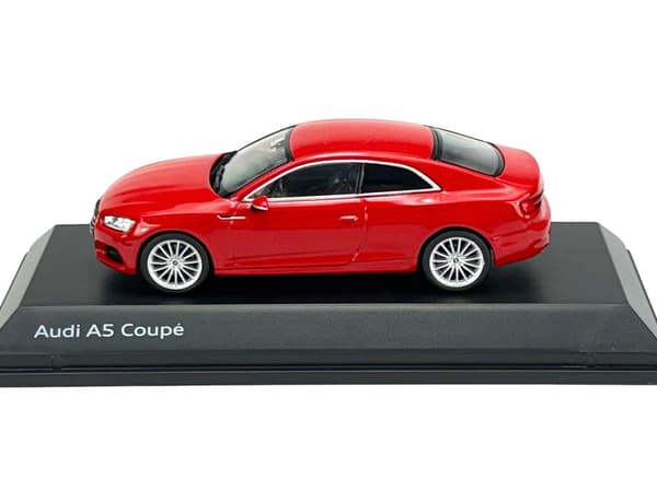 FORHANDLERMODEL AUDI A5 COUPÉ TANGO RØD 1:43 501.16.054.32