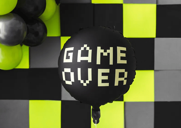 Game Over -folioilmapallo 45 cm musta