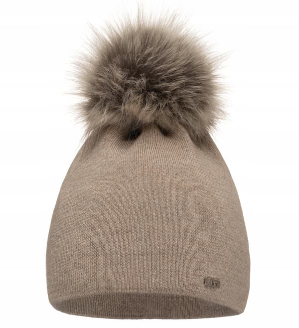 Varm polsk dammössa med pompom Latte A13