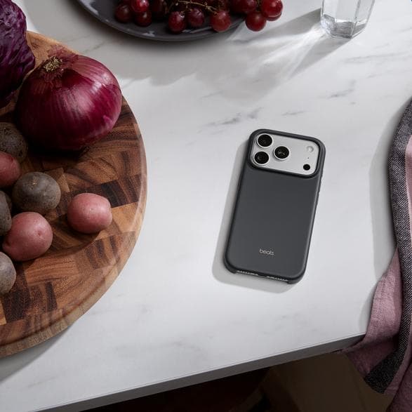 Etui BEATS med MagSafe til iPhone 17 Pro Safirgrå MGKC4LL/A