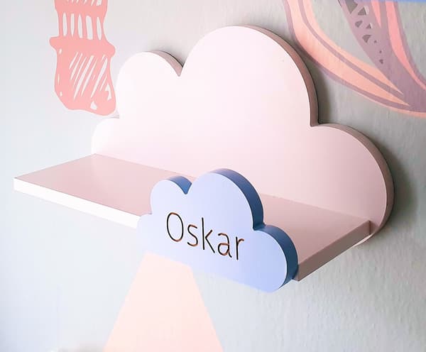 MOLI Cloud-hylde med navn - Premium