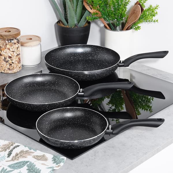 Granitpannset BLACK LINE 3 delar 20/24/28 cm