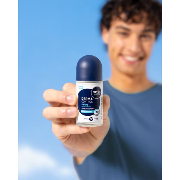 100302 NIVEA MEN Derma Control Defend Antiperspirant roll-on 50ml