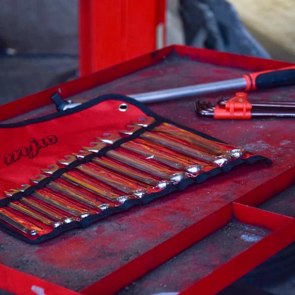 MJW Set med ringnycklar 8–22 mm
