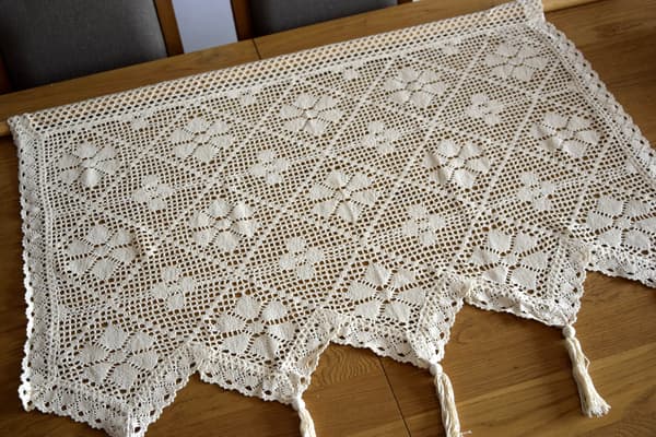 Gardin i bomullsspets 60/150 i boho-stil