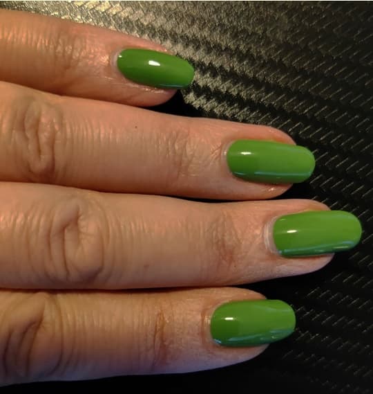 Sally Hansen Insta Dri Nagellack Yaasss Grön 728