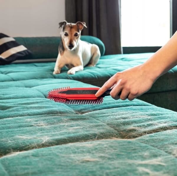 Vileda Pet Pro elektrostatisk børste til fejning af pels og hår