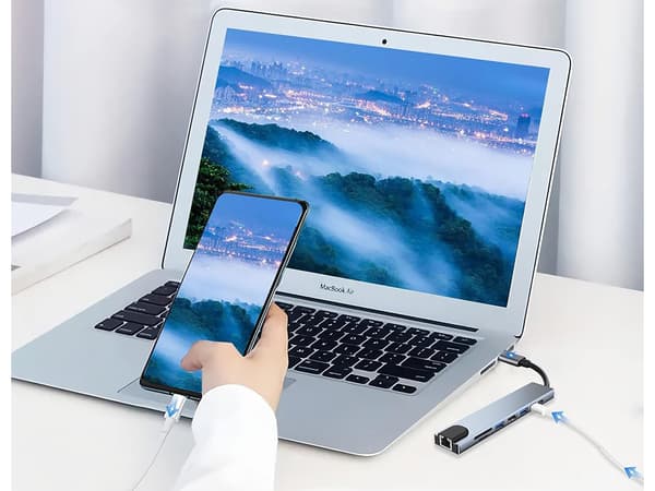 USB-hub 8-in-1 (200)