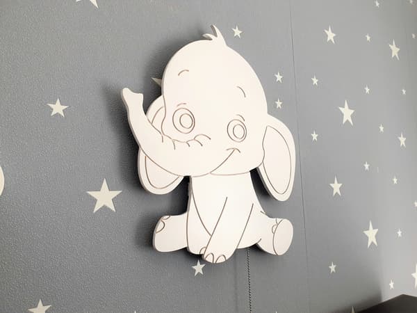 Batteridrevet LED elefant-natlampe