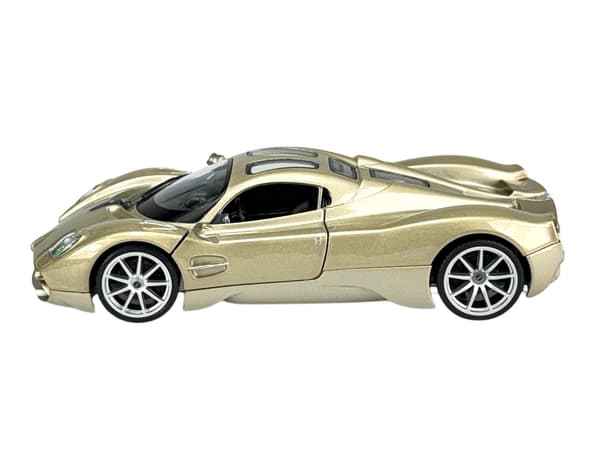 WELLY PAGANI UTOPIA GULD 1:24 24134