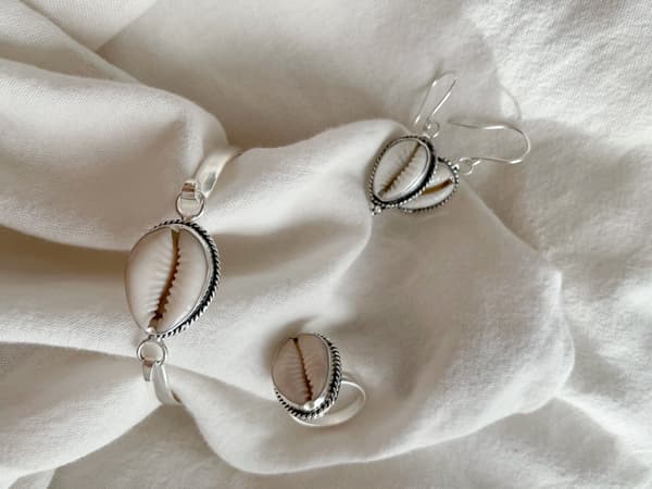 Ring KAURI