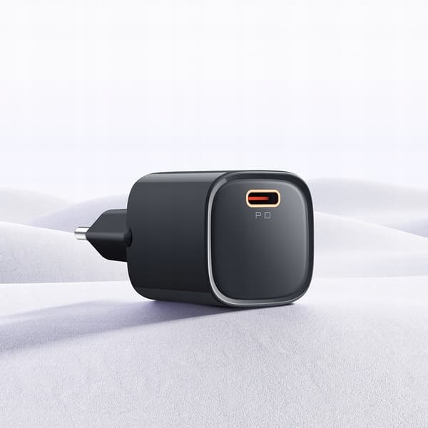 MCDODO HURTIG VÆGOPLADDER STRØMFORSYNING TIL IPHONE LIGHTNING 20W 1M KABEL