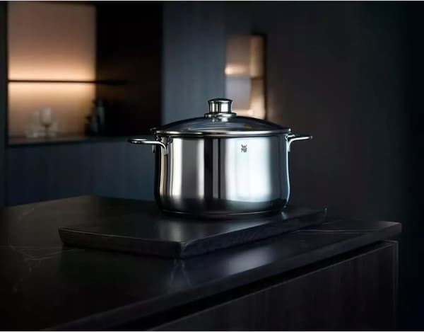WMF DIADEM PLUS TERÄSKATTI 3,5 L CROMARGAN 20 CM