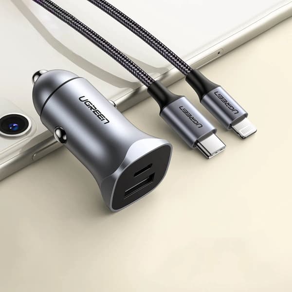 Ugreen CD130 USB-A / USB-C 30W Autolaturi - Harmaa
