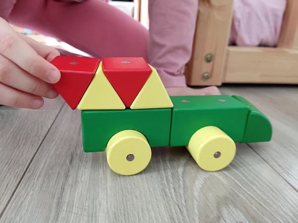 WABI Magnetiska Träklossar 80 Bitar med 304 Magneter 3+
