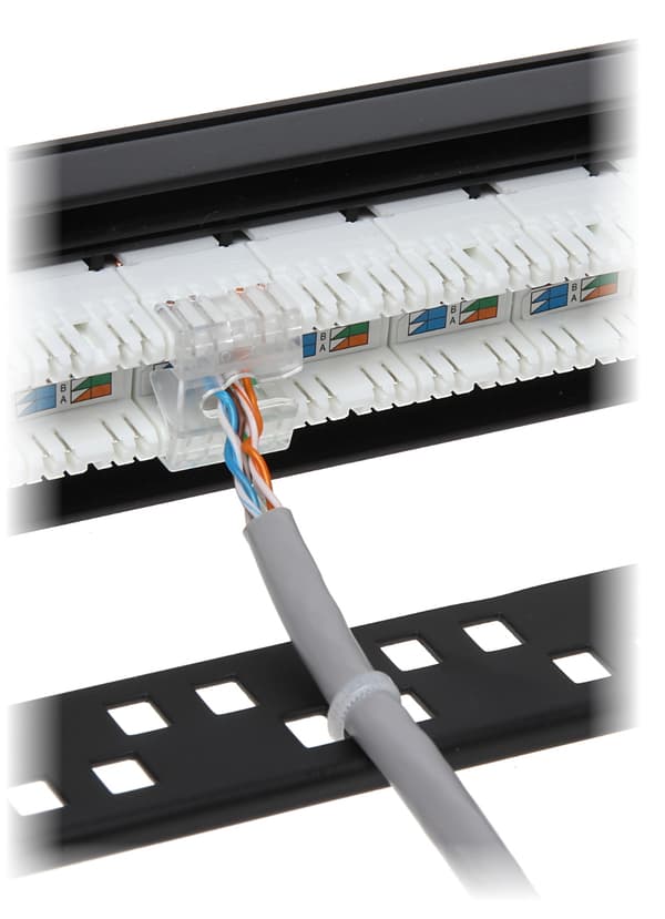 KEYSTONE PP-24/RJ-FX/6C -KYTKINPANEELI